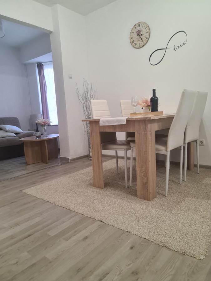 Ferienwohnung Manuela Senj  Exterior foto