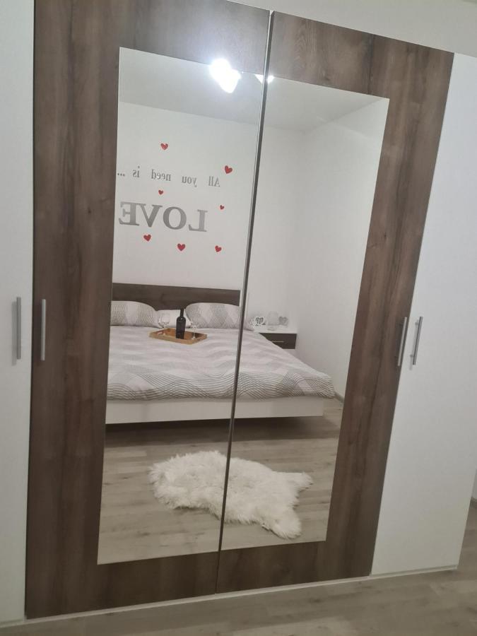 Ferienwohnung Manuela Senj  Exterior foto